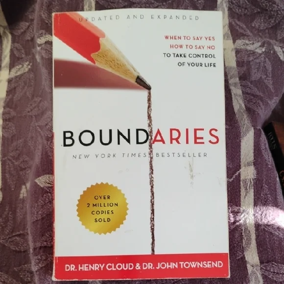 Assorted Book Collection - Picture 2 of 9